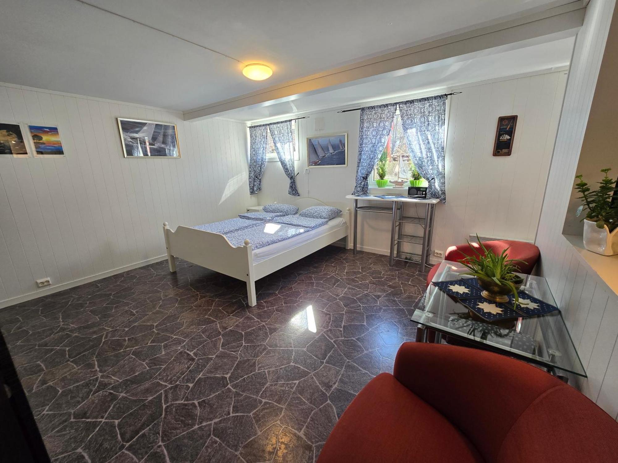 Apartmán Hybel Til Leie Tvedestrand Exteriér fotografie